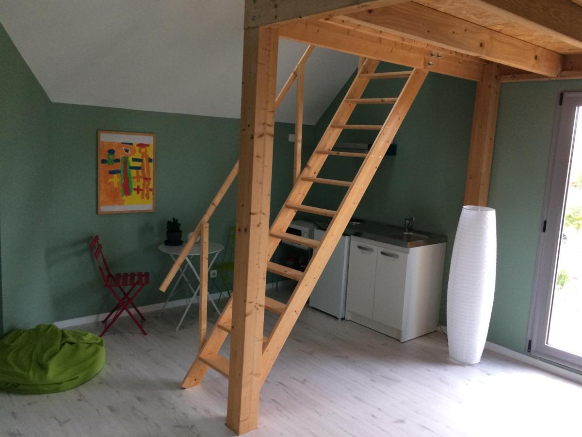 Chambre Studio Bed & Breakfast Maltot Exterior photo